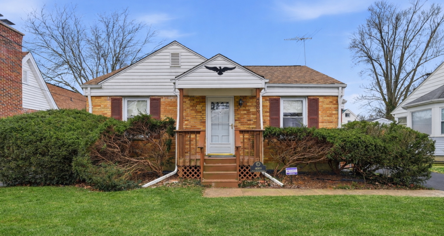 Real Estate Auction in Deer Park